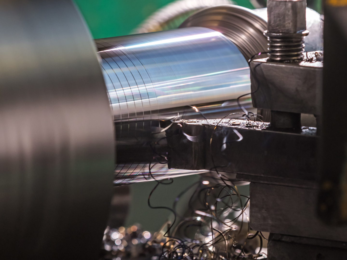 Universal turning