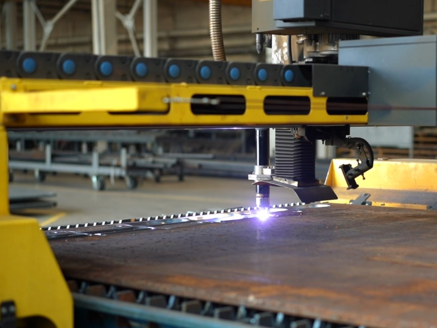 Plasma cutting